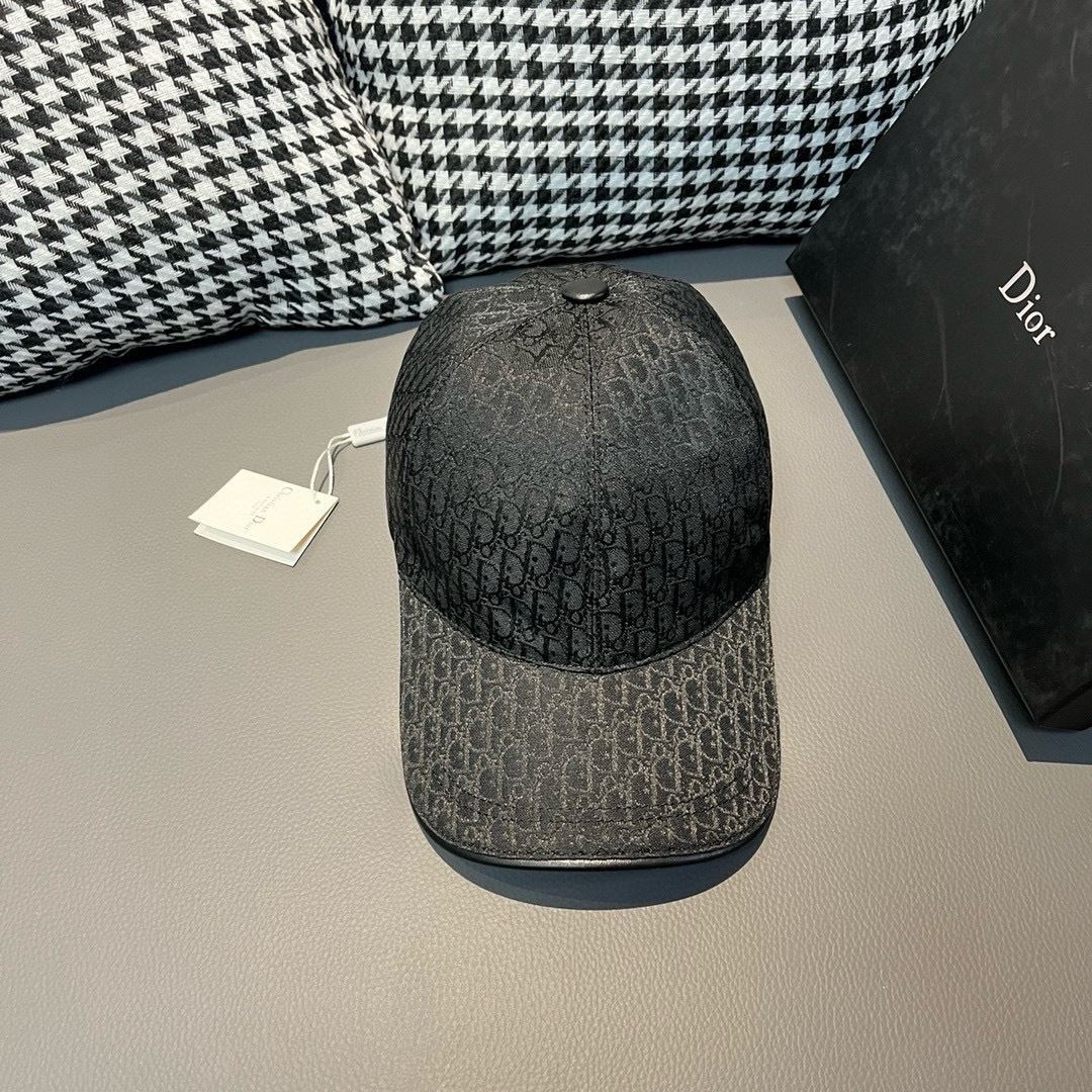 Christian Dior Caps